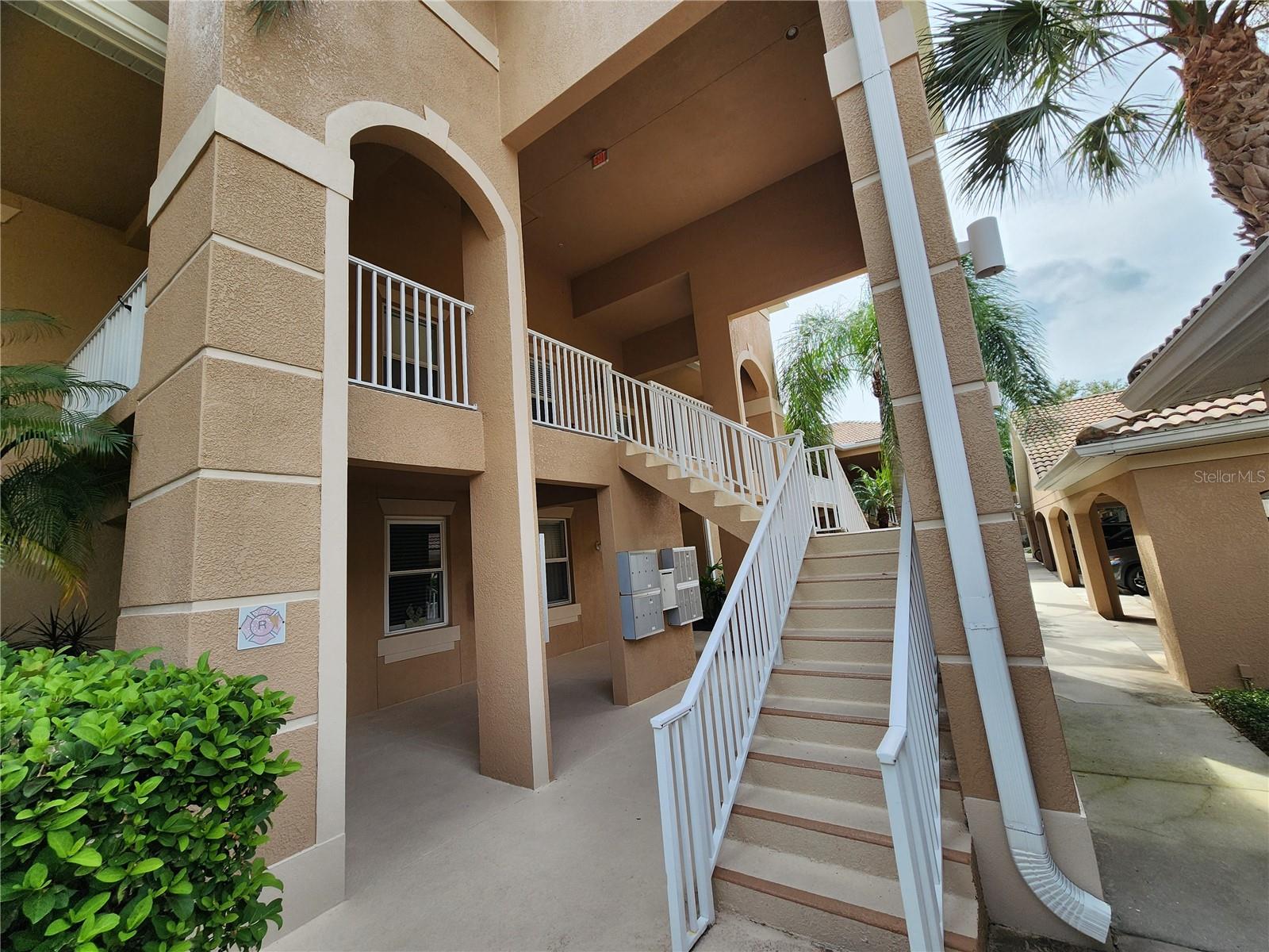 811 FAIRWAY COVE LN #205, BRADENTON, FL, 34212