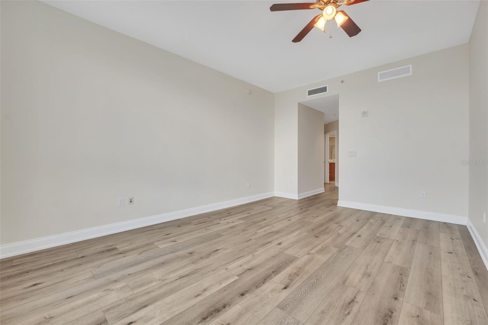 231 RIVERSIDE DR #2601-1, DAYTONA BEACH, FL, 32117