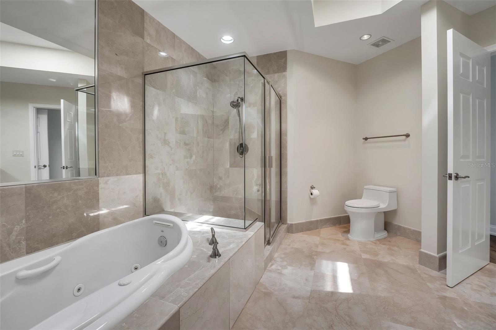 231 RIVERSIDE DR #2601-1, DAYTONA BEACH, FL, 32117
