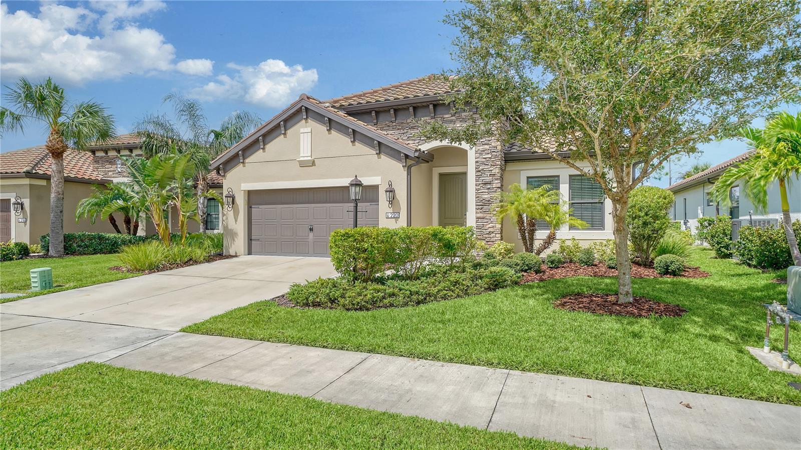 220 CAPRIANA CT, NOKOMIS, FL, 34275