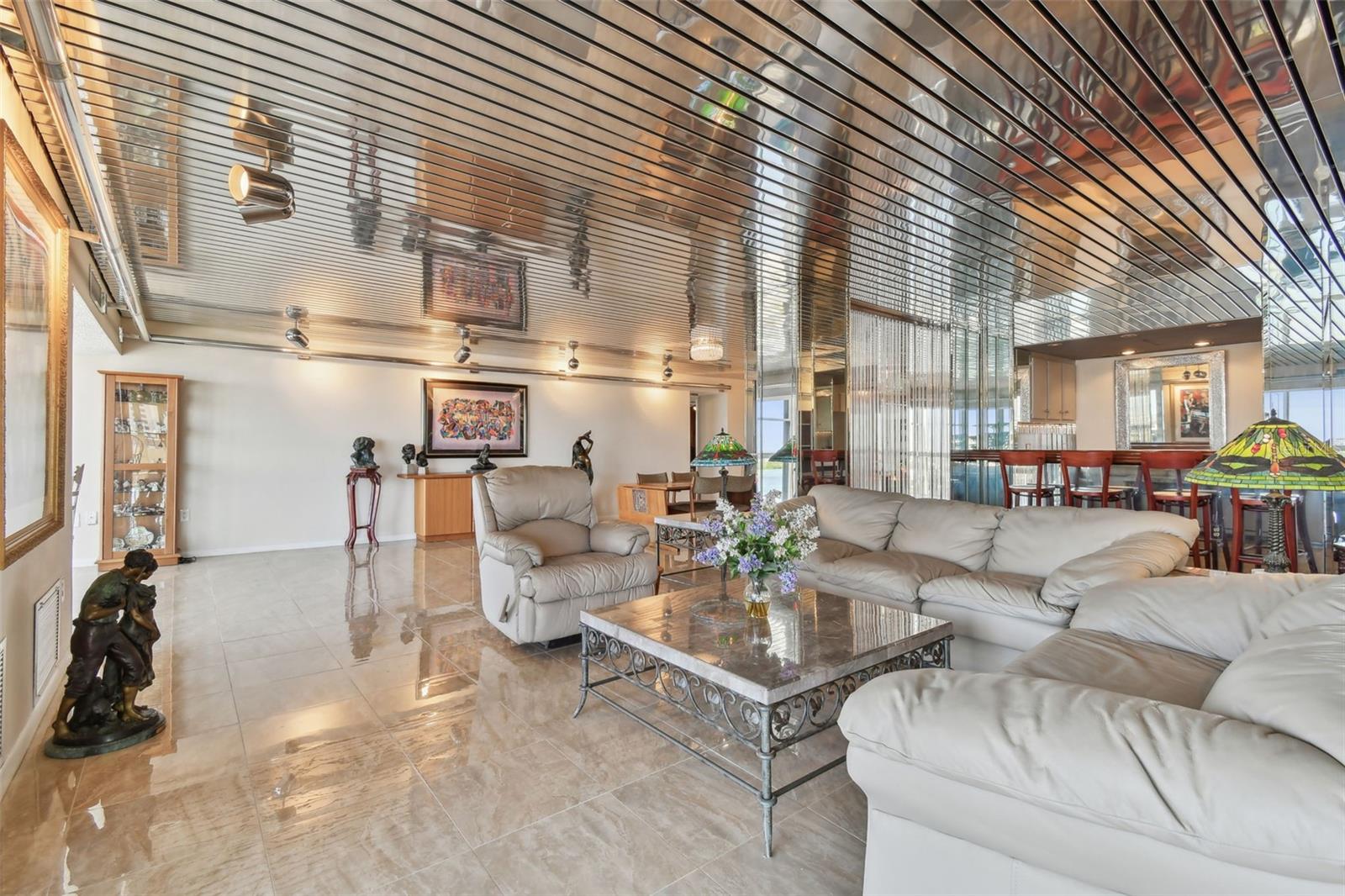 800 S GULFVIEW BLVD #903, CLEARWATER BEACH, FL, 33767