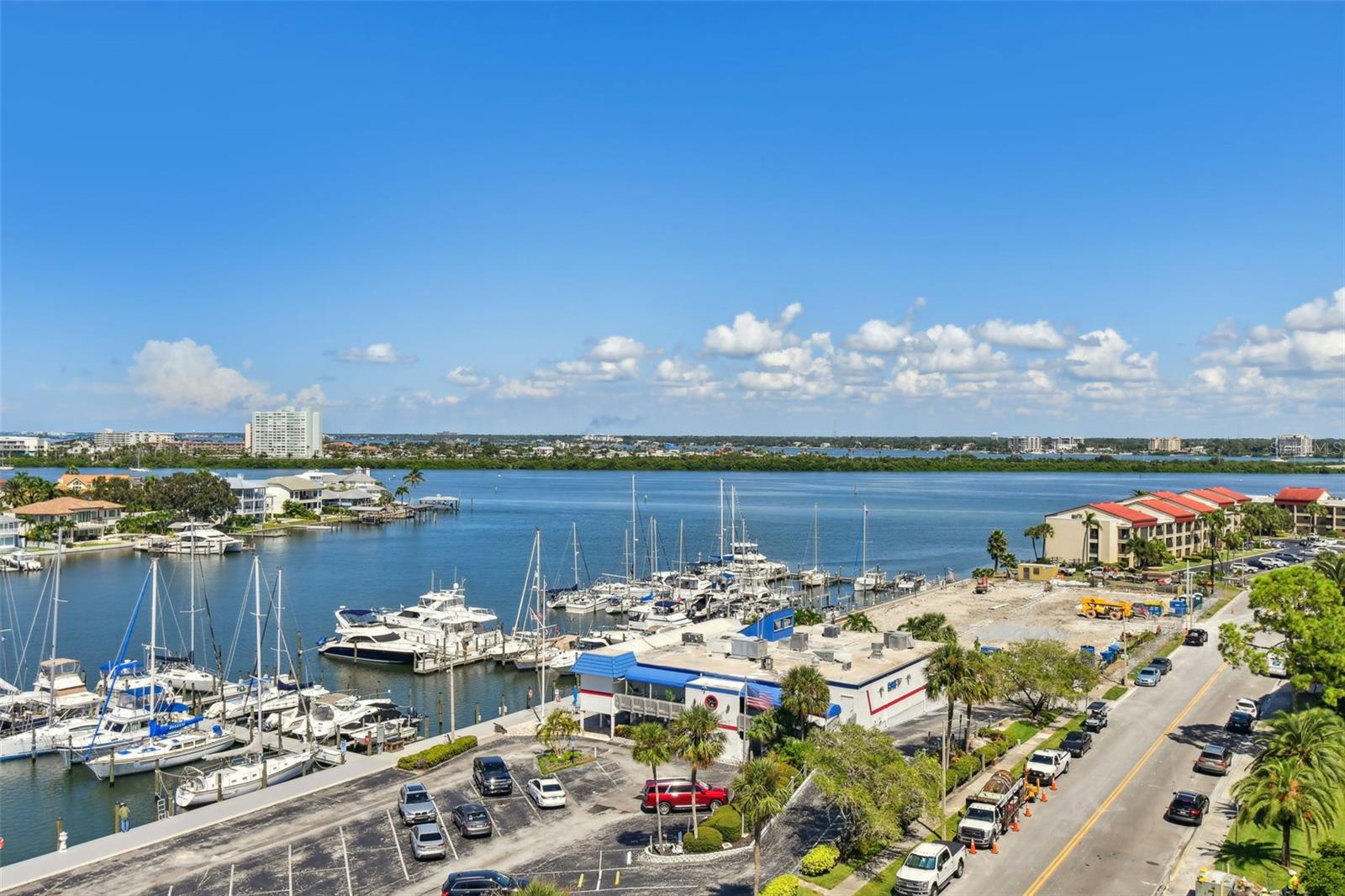 800 S GULFVIEW BLVD #903, CLEARWATER BEACH, FL, 33767