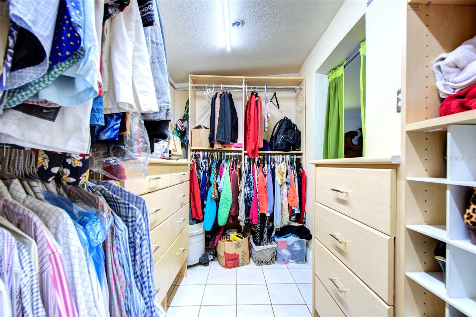 6906 N CLARK AVE, TAMPA, FL, 33614