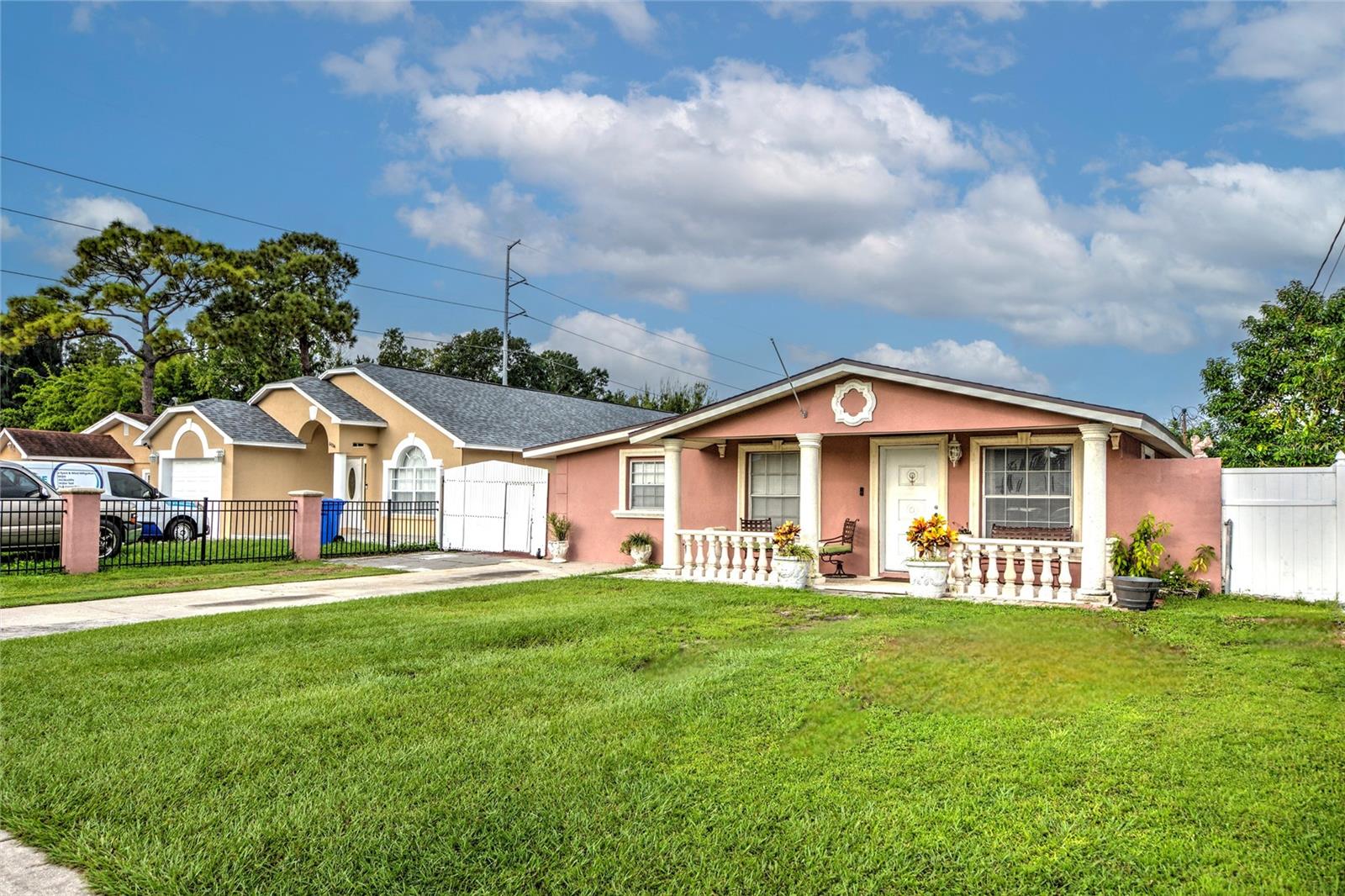 6906 N CLARK AVE, TAMPA, FL, 33614