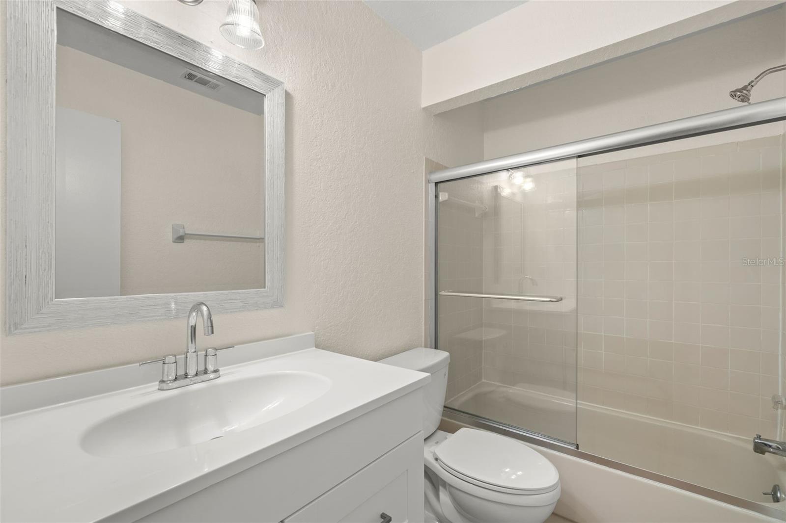 3704 BRIGADOON CIR, CLEARWATER, FL, 33759