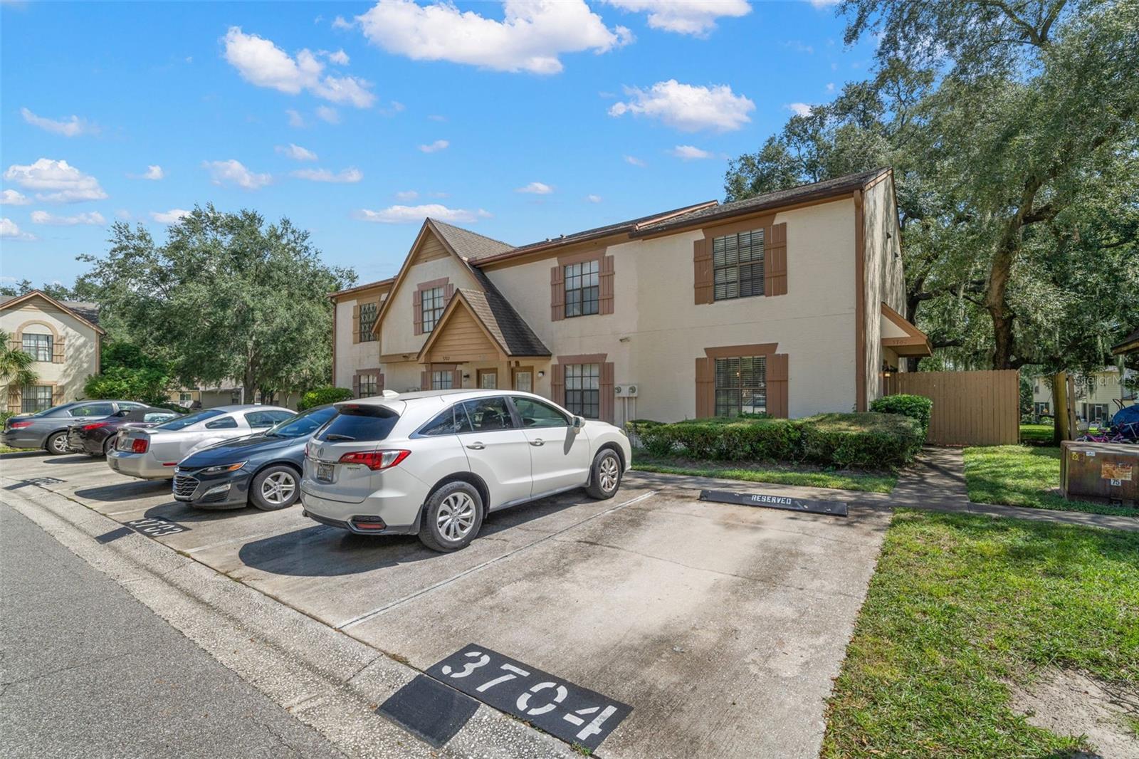 3704 BRIGADOON CIR, CLEARWATER, FL, 33759