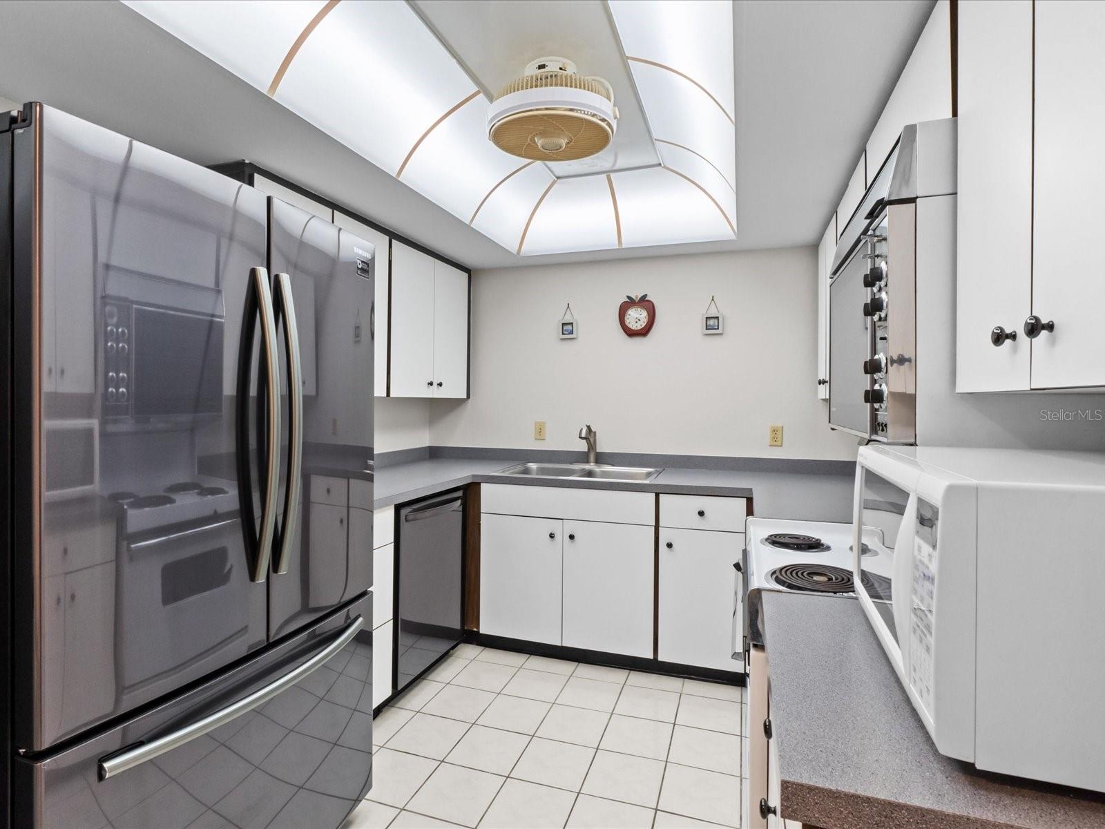 220 BELLEVIEW BLVD #702, BELLEAIR, FL, 33756