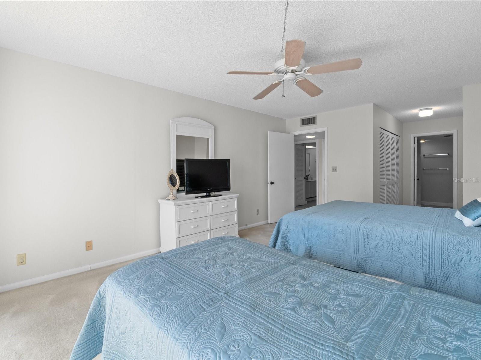 220 BELLEVIEW BLVD #702, BELLEAIR, FL, 33756