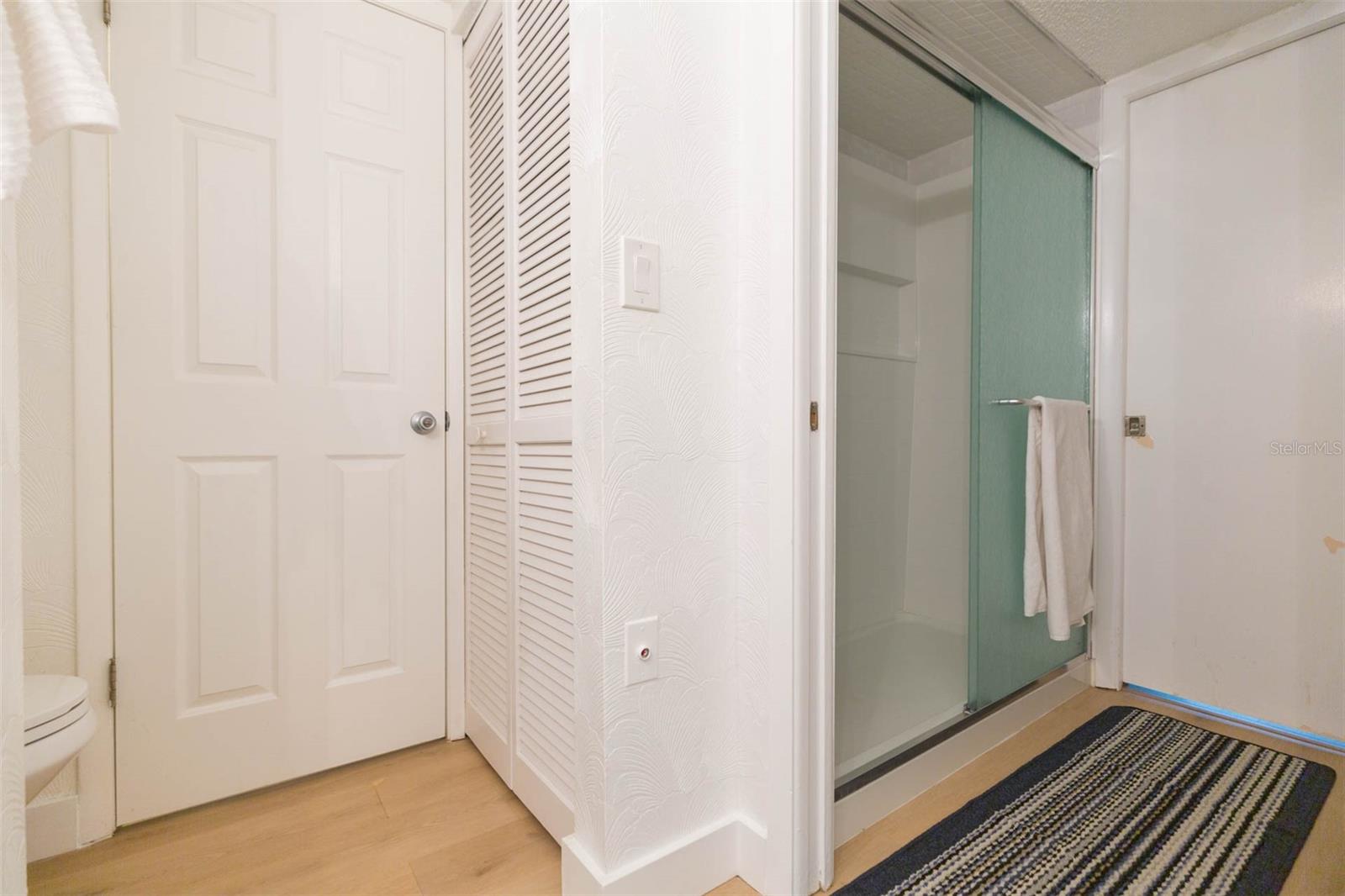 2420 WINDING CREEK BLVD #202, CLEARWATER, FL, 33761