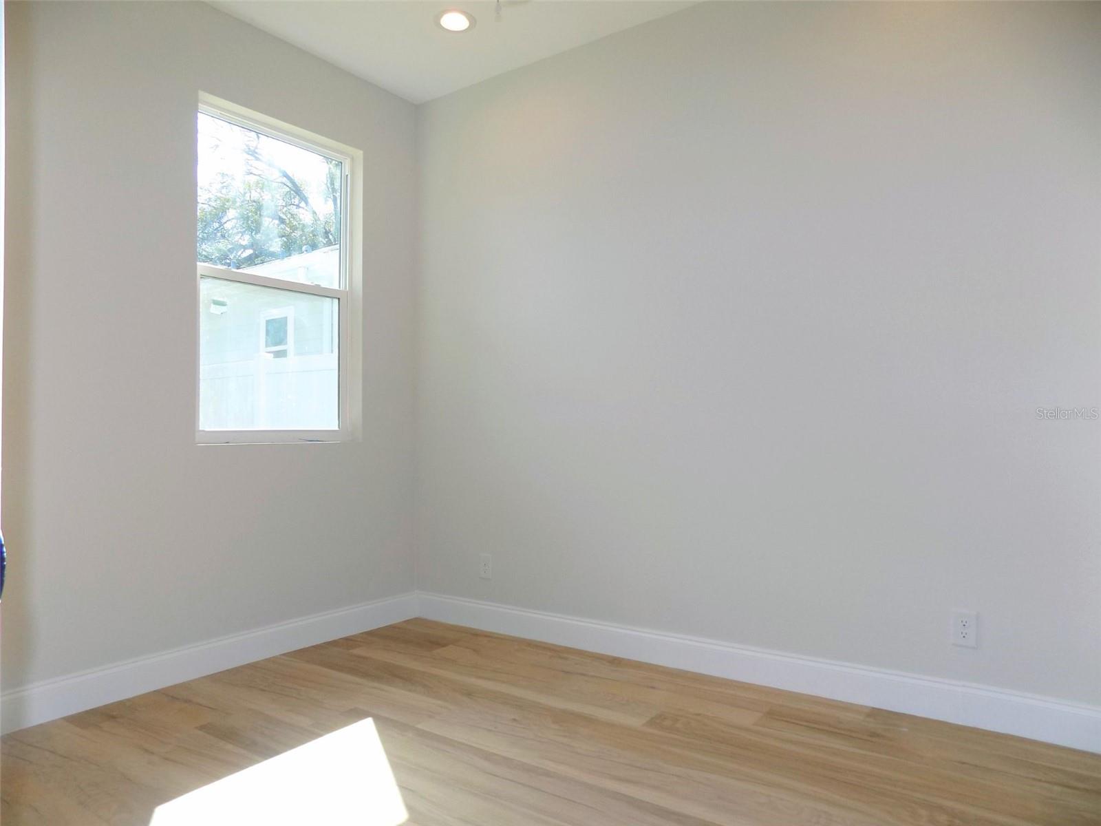 1010 E FLORA ST, TAMPA, FL, 33604