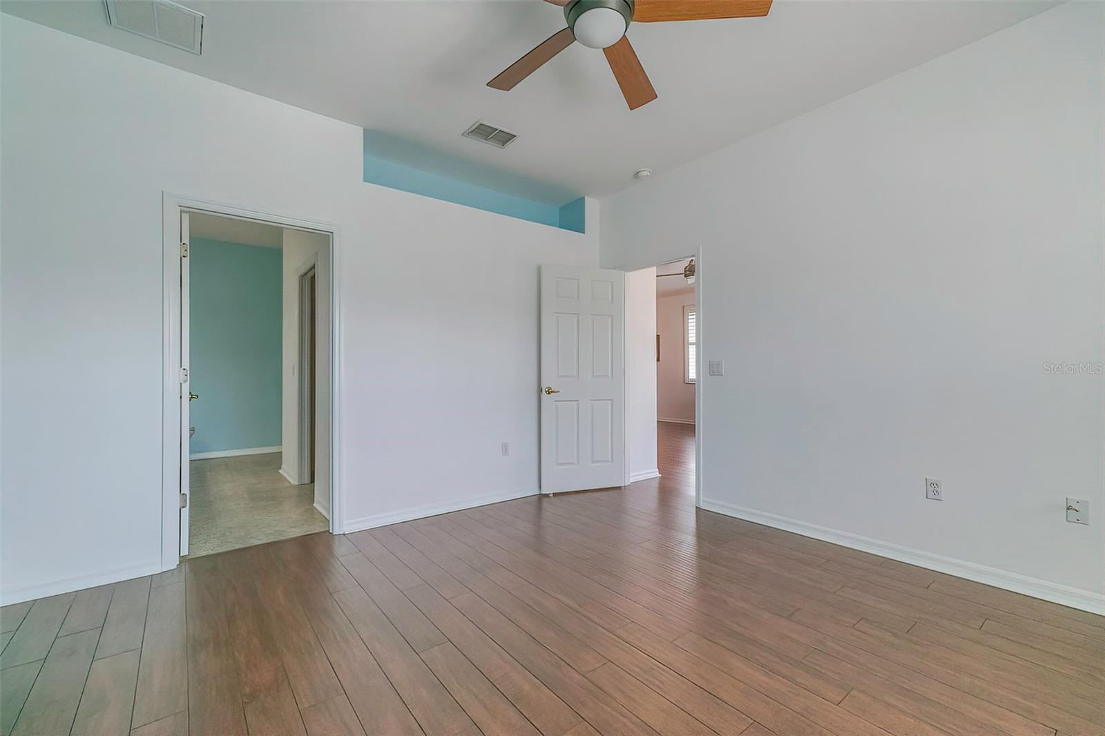 20800 EUSTIS RD, LAND O LAKES, FL, 34637
