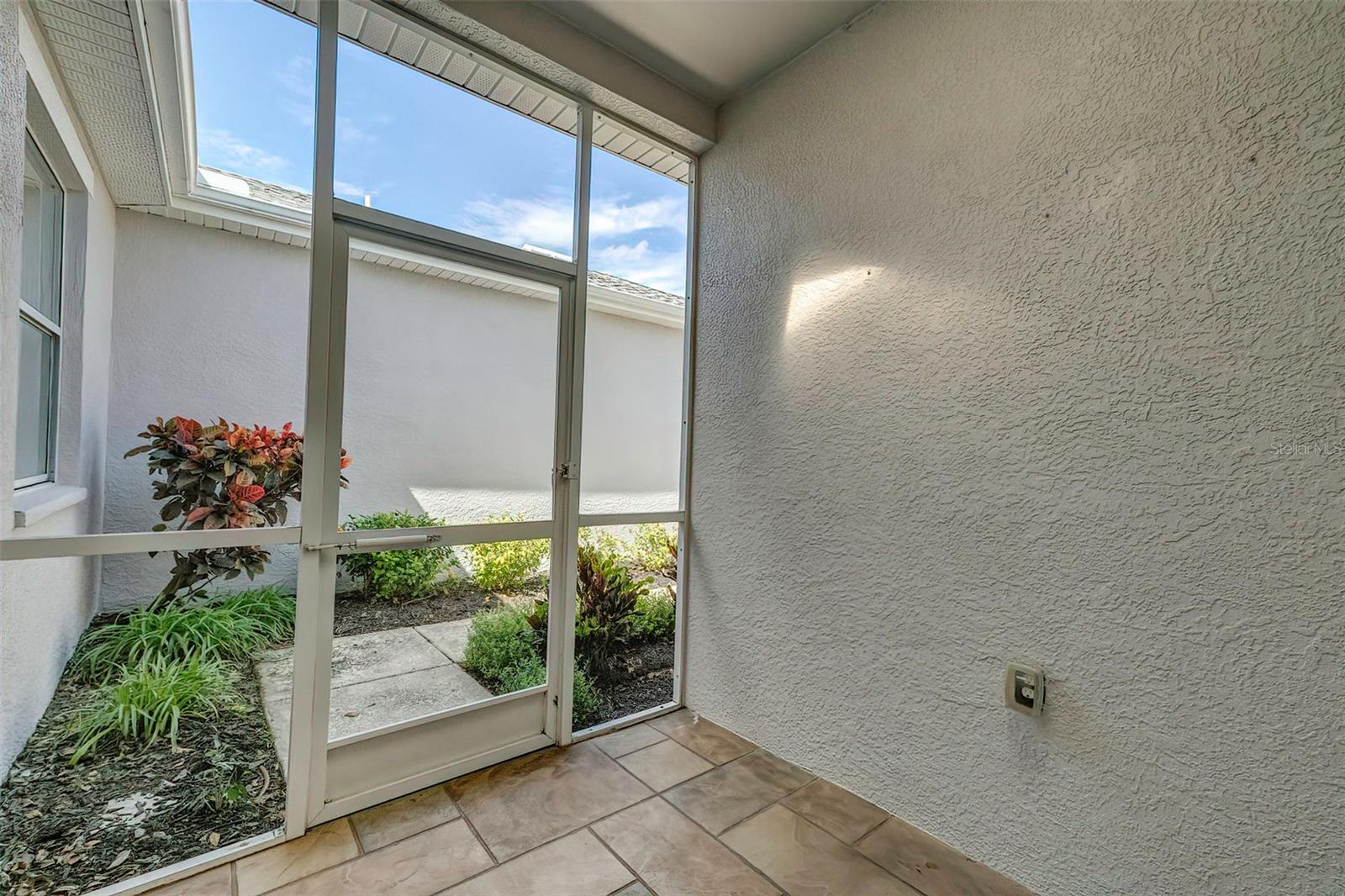 20800 EUSTIS RD, LAND O LAKES, FL, 34637