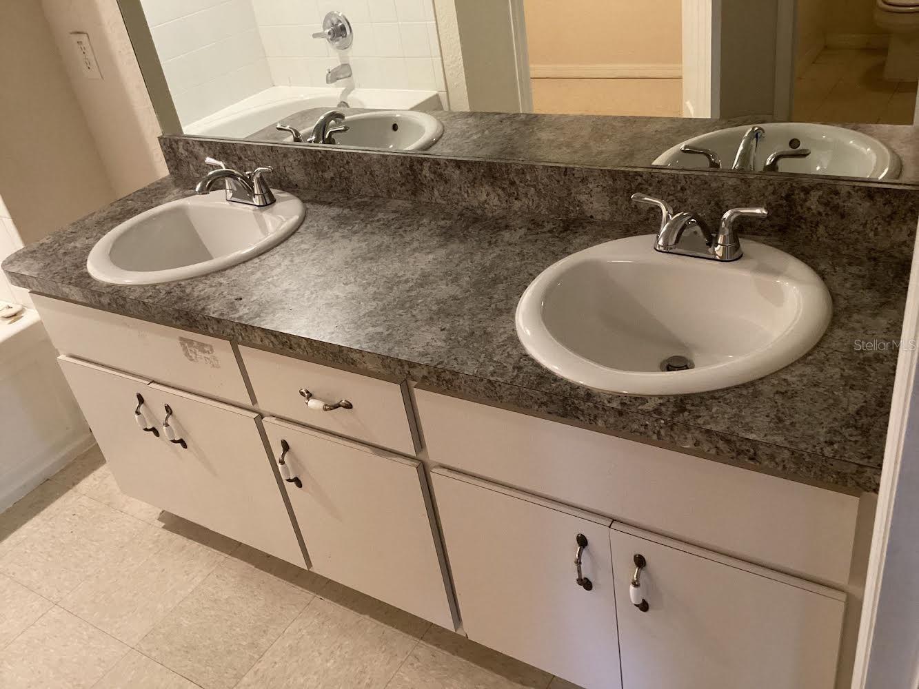 63 WATER TRAK, OCALA, FL, 34472