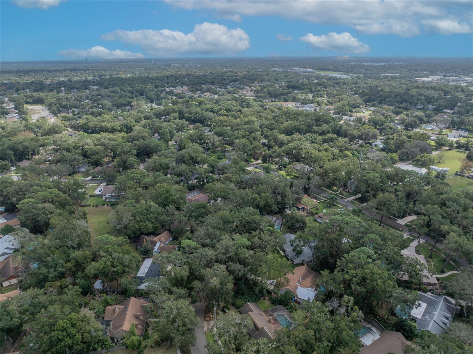 425 WHISPERING OAK LN, APOPKA, FL, 32712