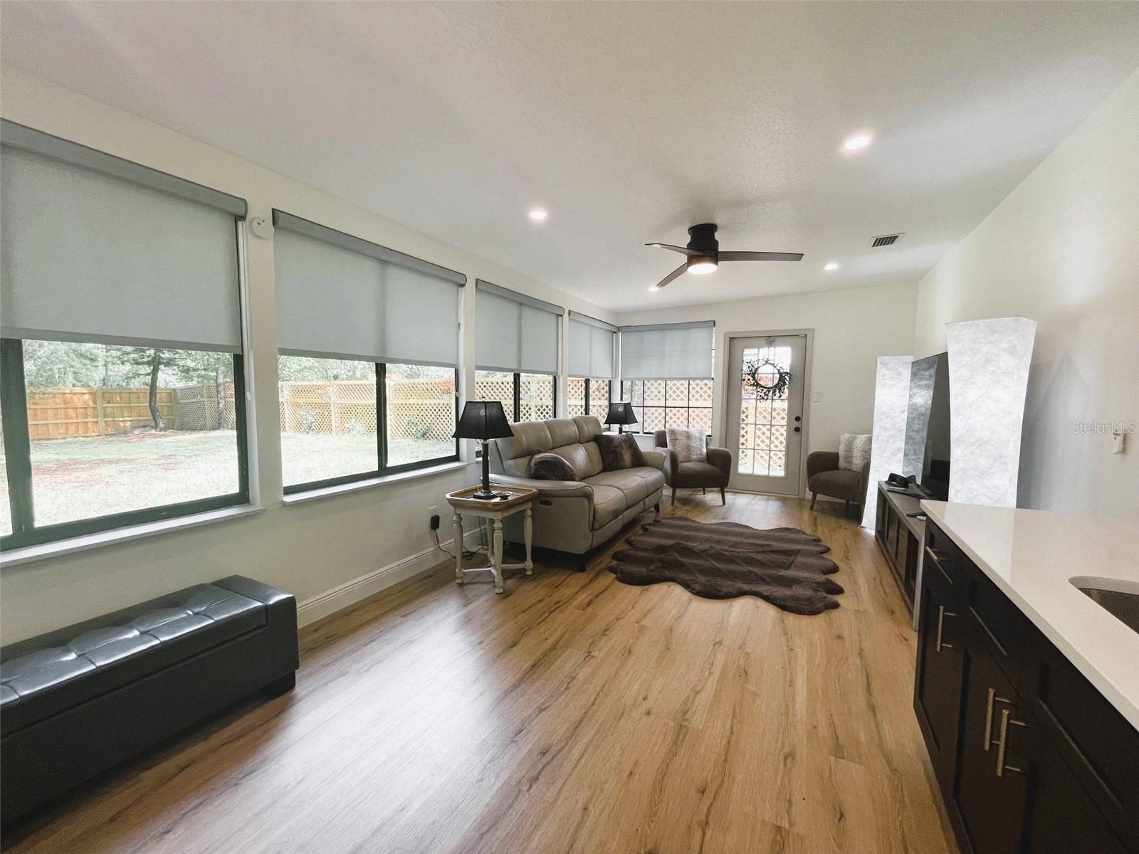 425 WHISPERING OAK LN, APOPKA, FL, 32712