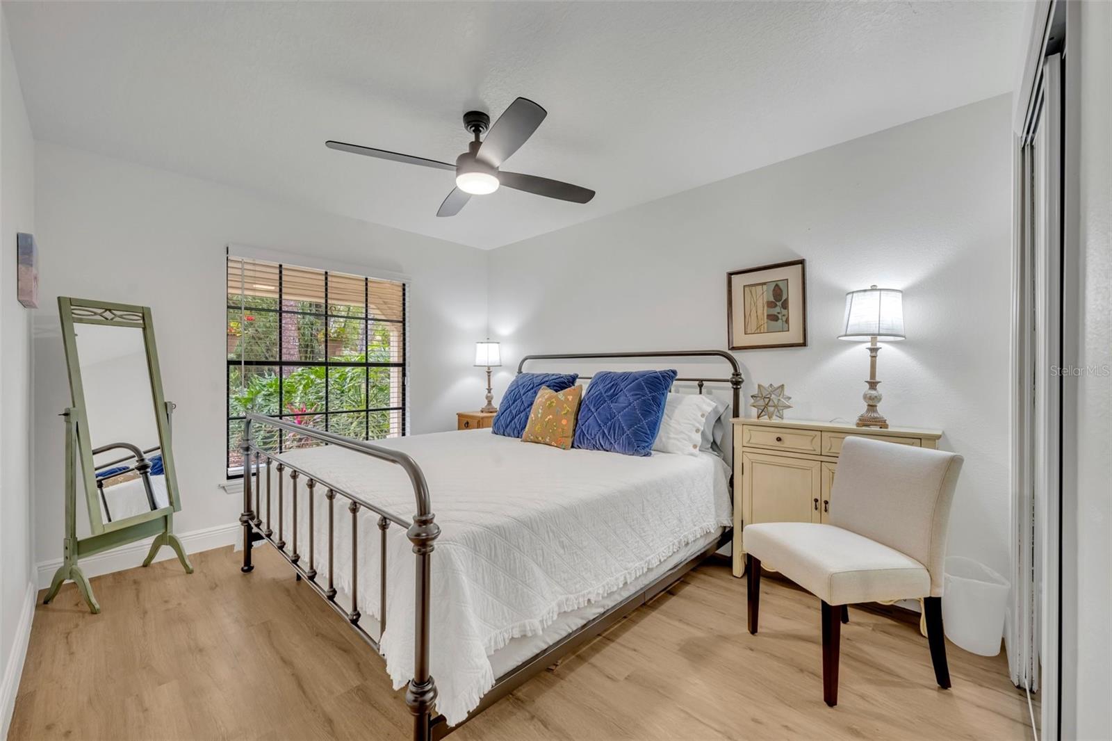 425 WHISPERING OAK LN, APOPKA, FL, 32712