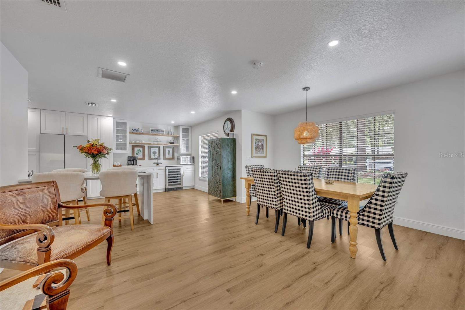 425 WHISPERING OAK LN, APOPKA, FL, 32712