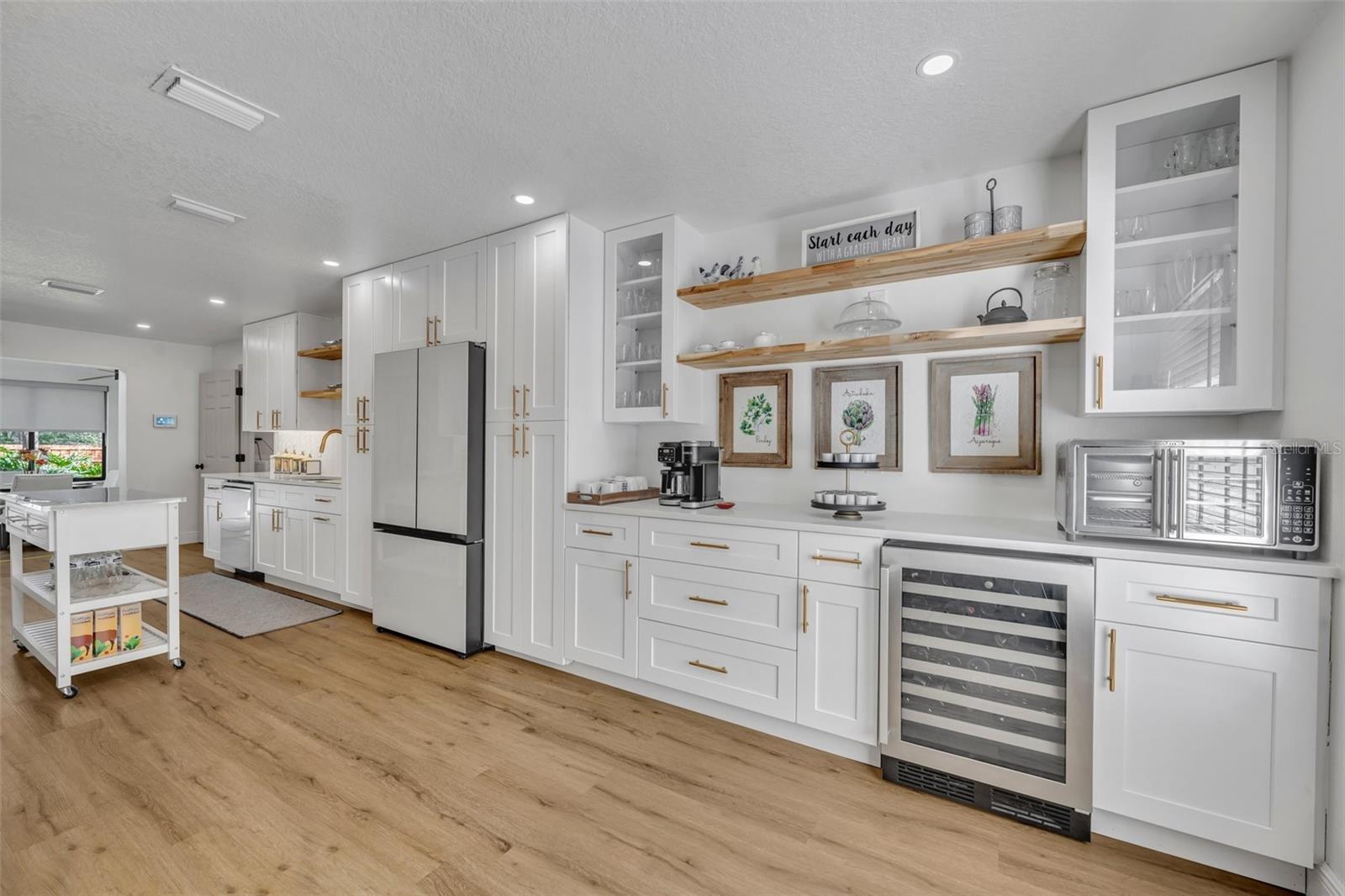 425 WHISPERING OAK LN, APOPKA, FL, 32712