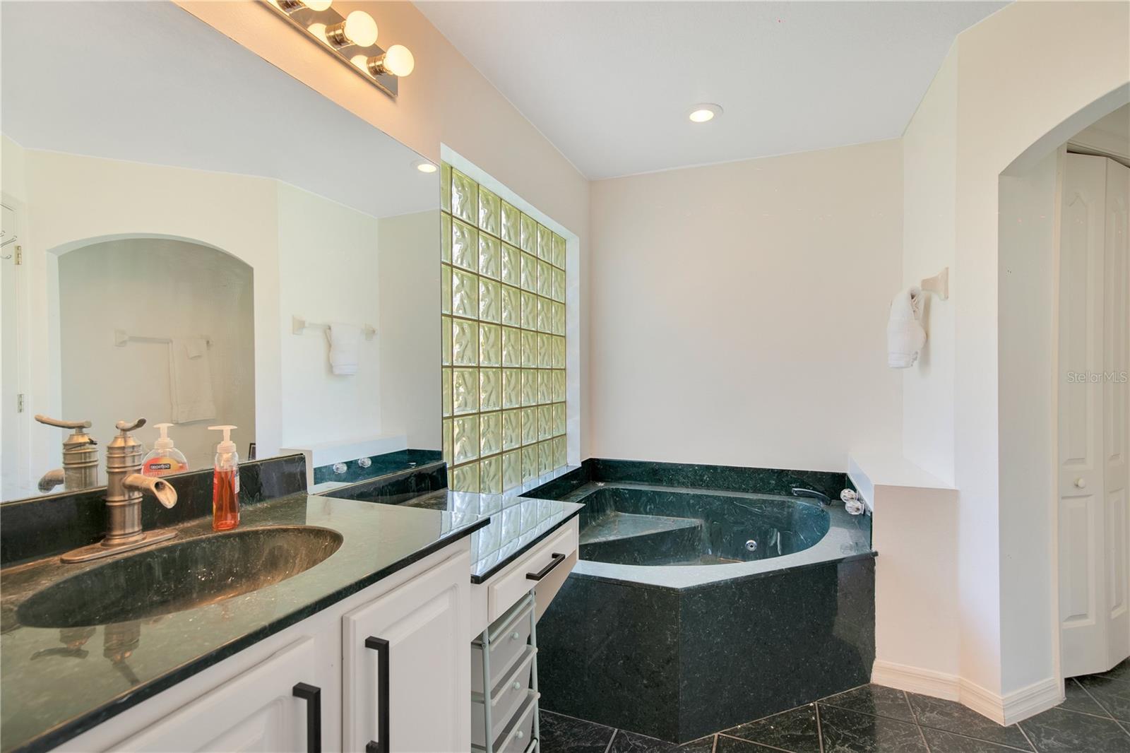 1434 HIDDEN MEADOW WAY, APOPKA, FL, 32712