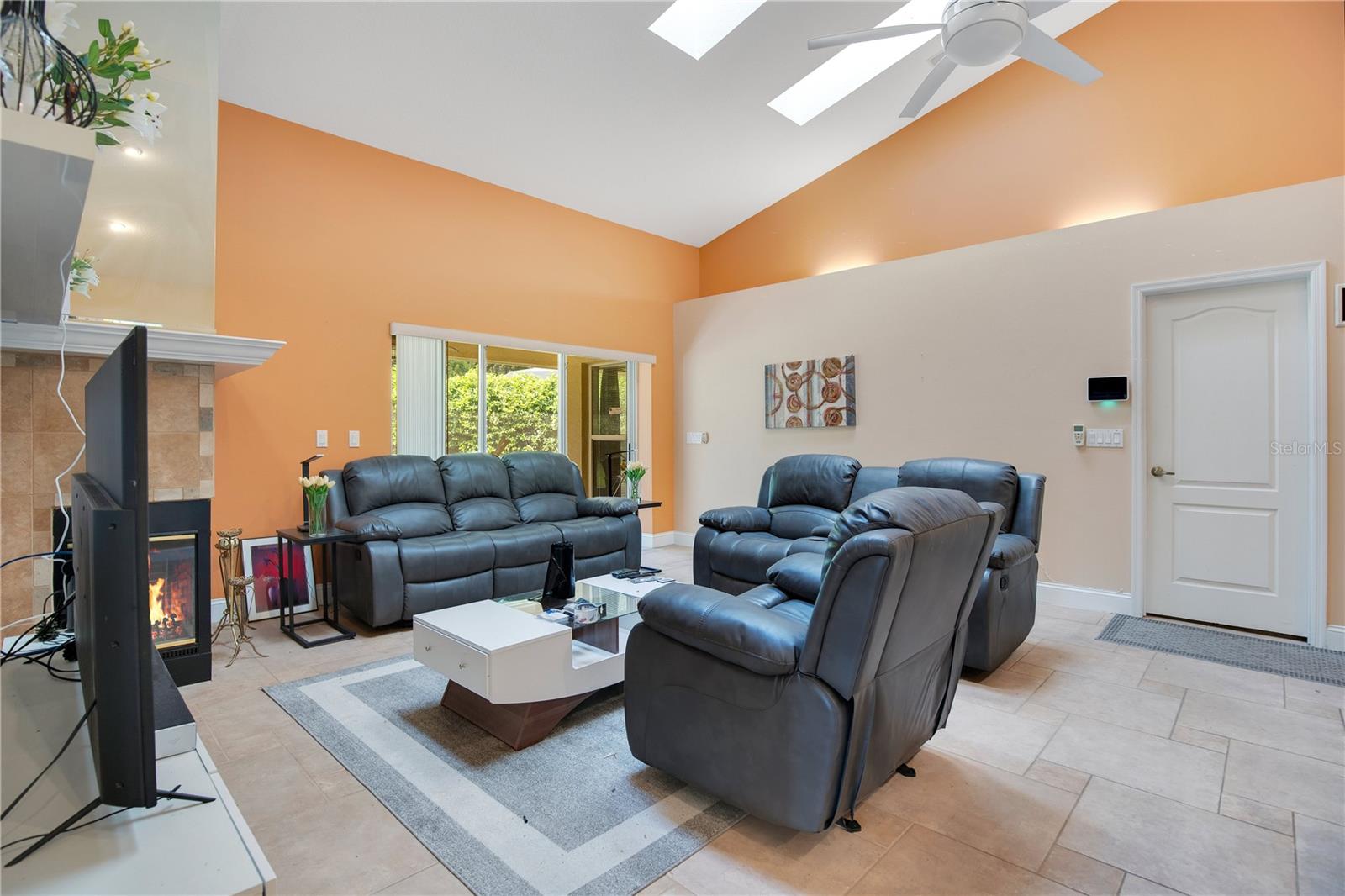 1434 HIDDEN MEADOW WAY, APOPKA, FL, 32712