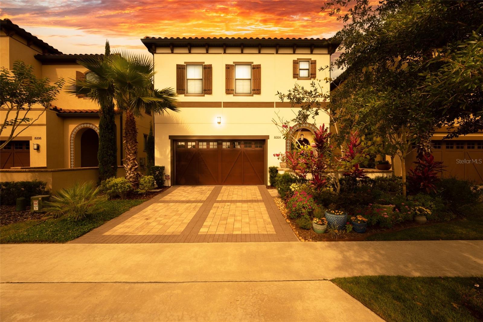 8304 VIA VITTORIA WAY, ORLANDO, FL, 32819