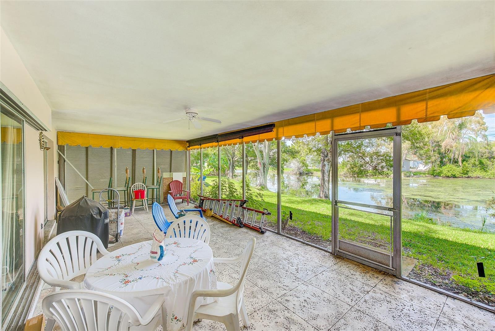 1895 LAKE JUDY LEE DR, LARGO, FL, 33771