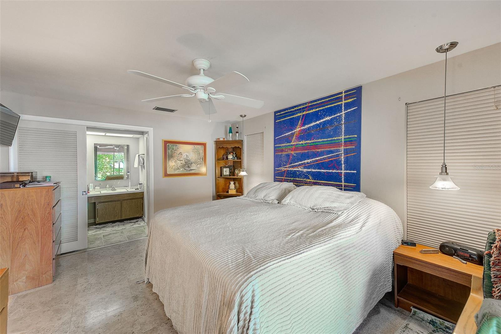 1895 LAKE JUDY LEE DR, LARGO, FL, 33771