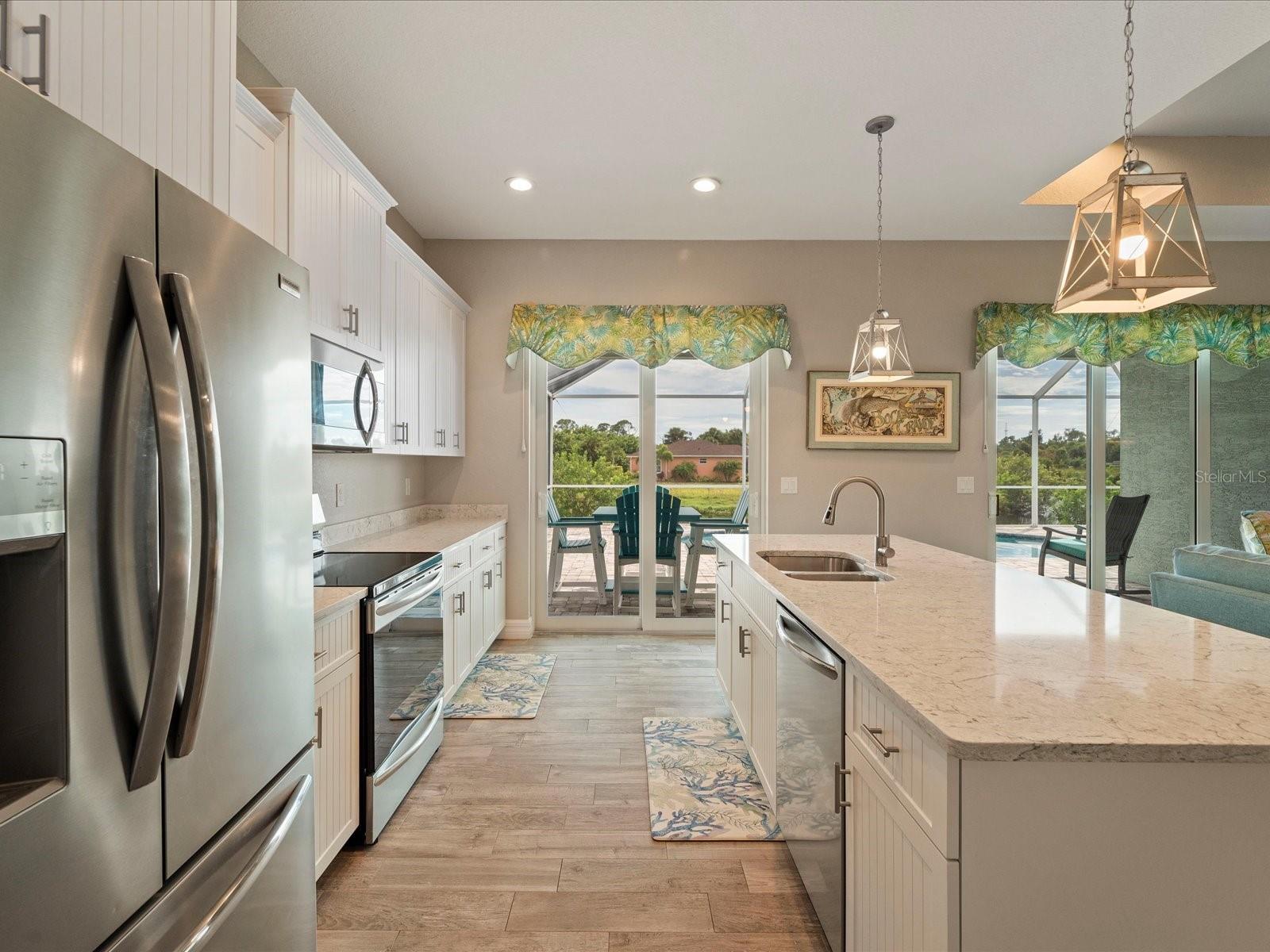 127 RIFLE RD, ROTONDA WEST, FL, 33947