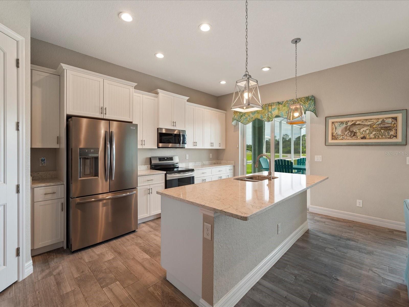 127 RIFLE RD, ROTONDA WEST, FL, 33947