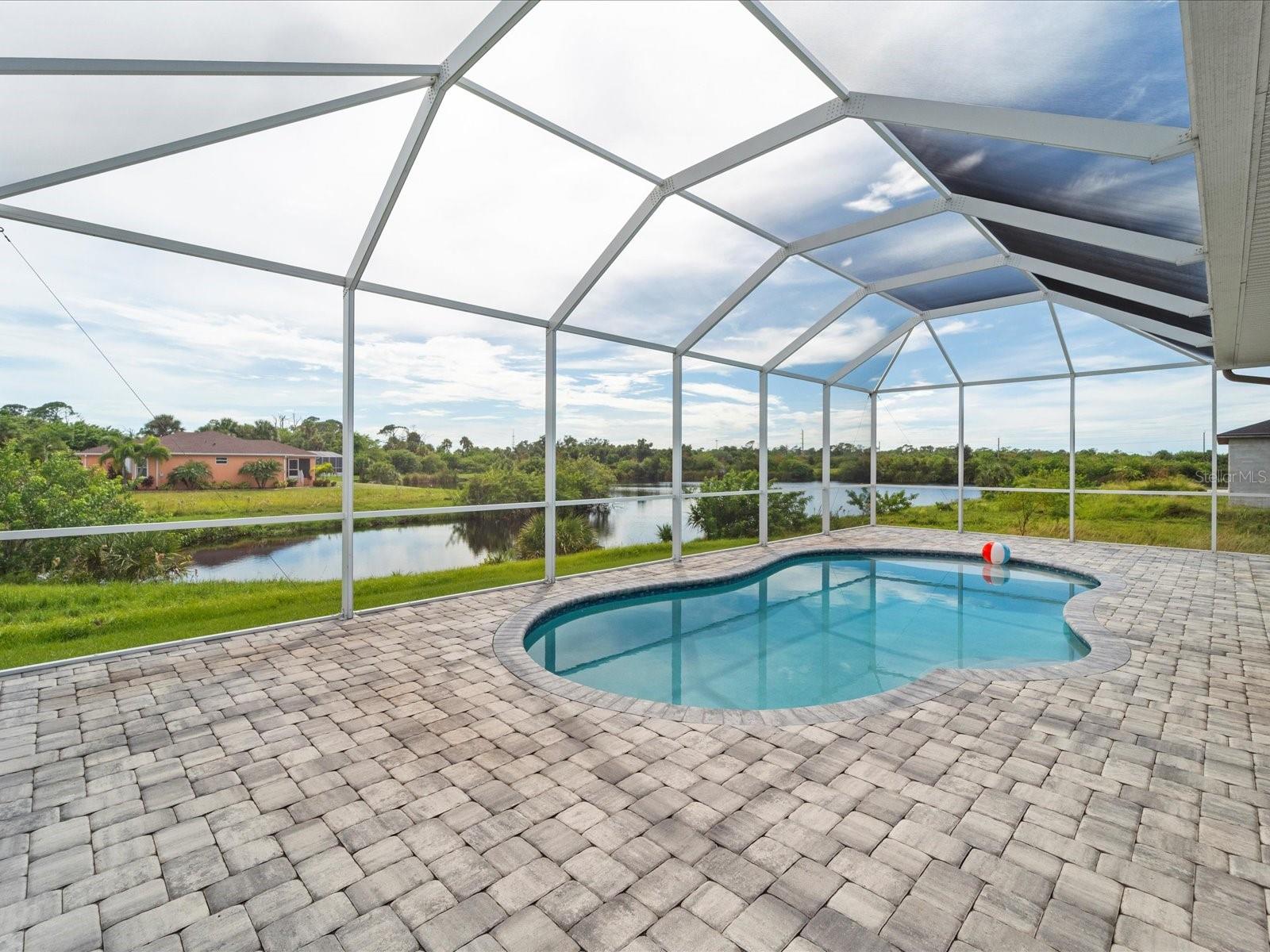 127 RIFLE RD, ROTONDA WEST, FL, 33947