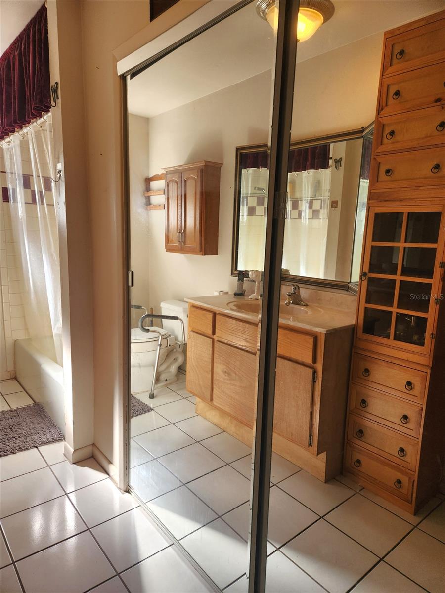 10740 NE 224TH PLACE RD, FORT MC COY, FL, 32134