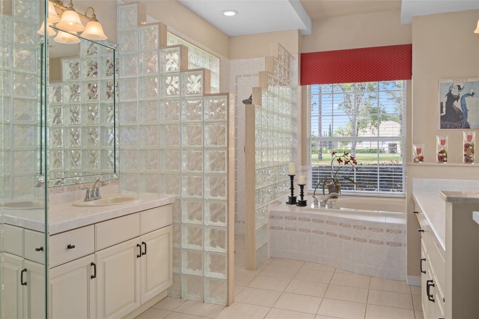 9289 GRAND CYPRESS DR, WEEKI WACHEE, FL, 34613