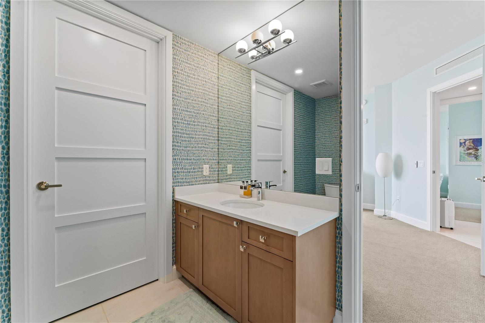 3401 BAYSHORE BLVD #1801, TAMPA, FL, 33629