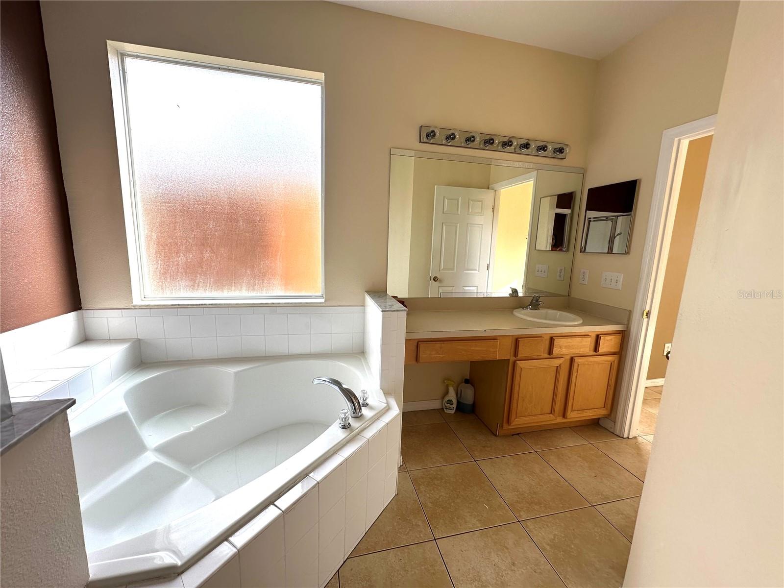 154 BAREFOOT BEACH WAY, KISSIMMEE, FL, 34746