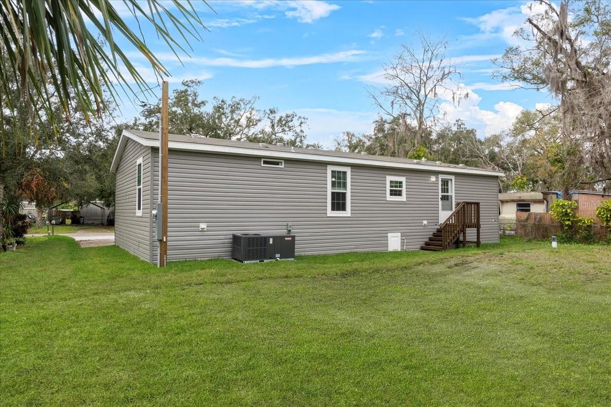 2463 WILDWOOD DR, MIMS, FL, 32754