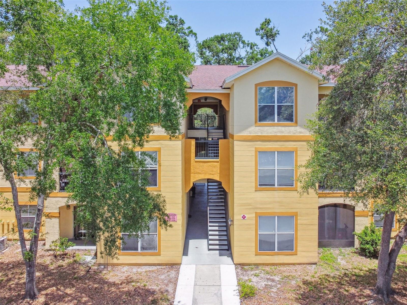 5608 PINNACLE HEIGHTS CIR #305, TAMPA, FL, 33624