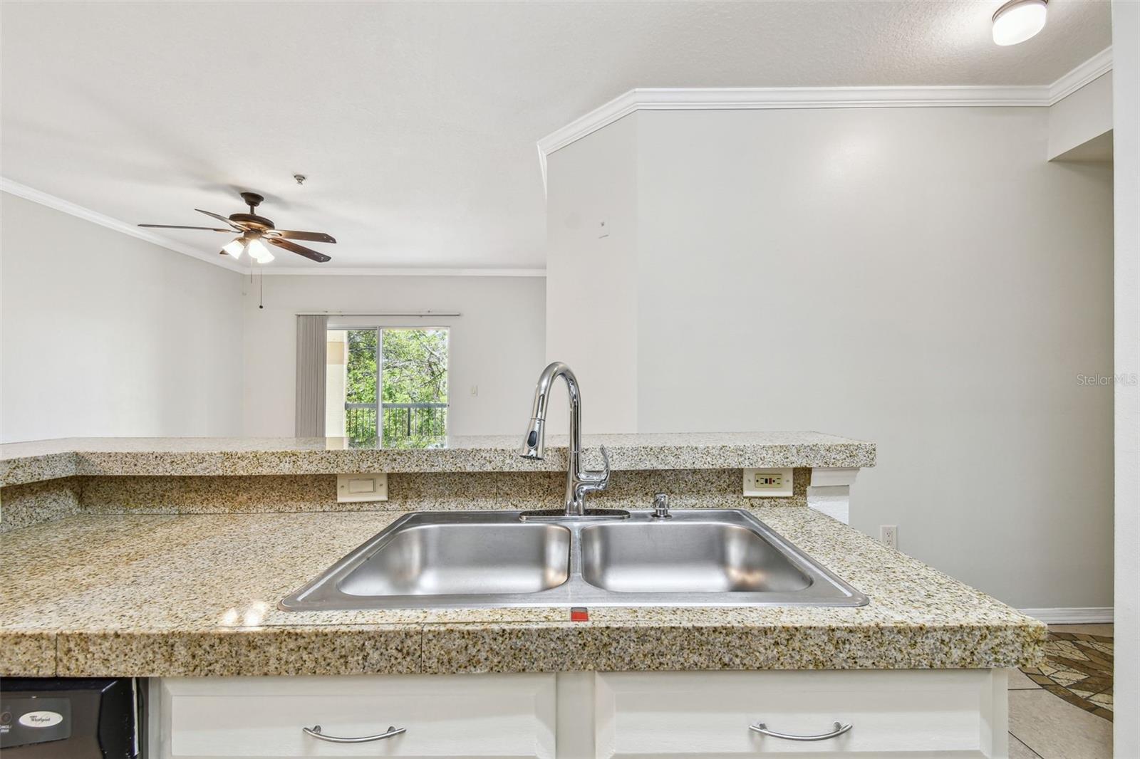 5608 PINNACLE HEIGHTS CIR #305, TAMPA, FL, 33624