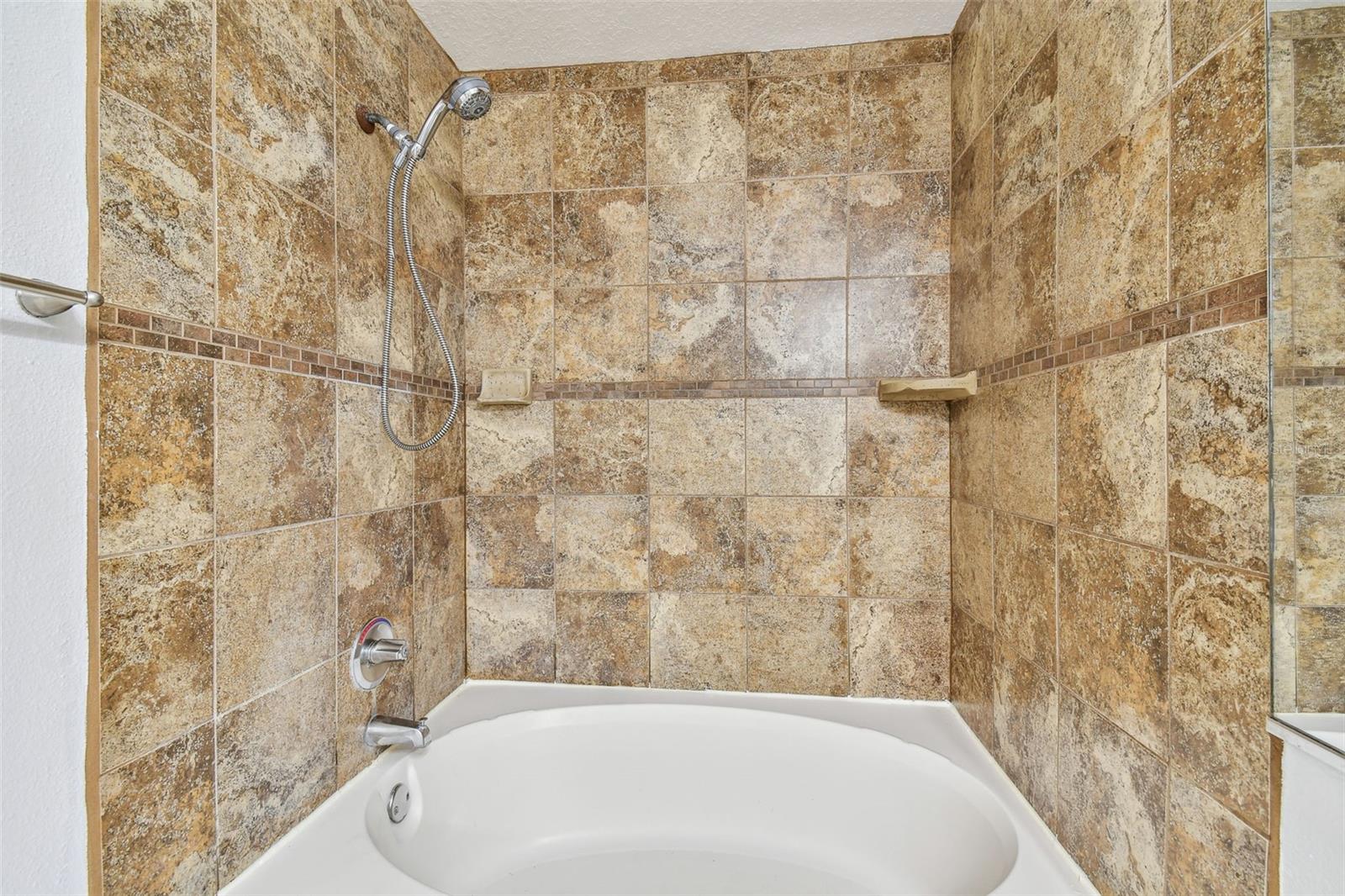 5608 PINNACLE HEIGHTS CIR #305, TAMPA, FL, 33624