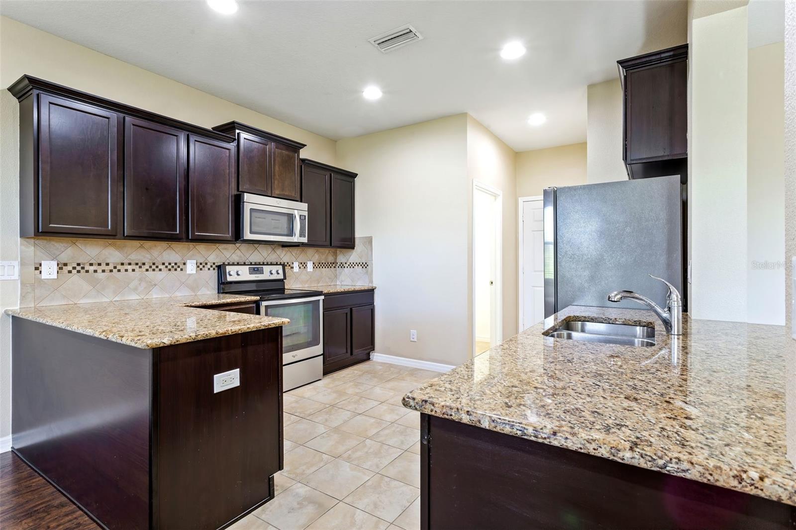 6317 MAGNOLIA PARK BLVD, RIVERVIEW, FL, 33578