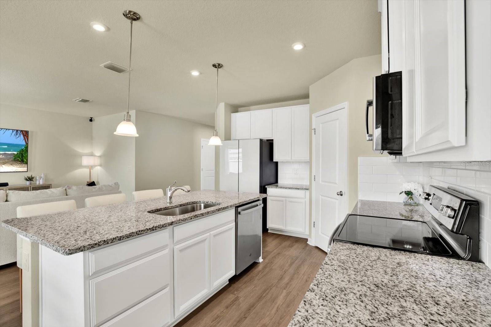 35670 OSPREY PERCH LN, ZEPHYRHILLS, FL, 33541