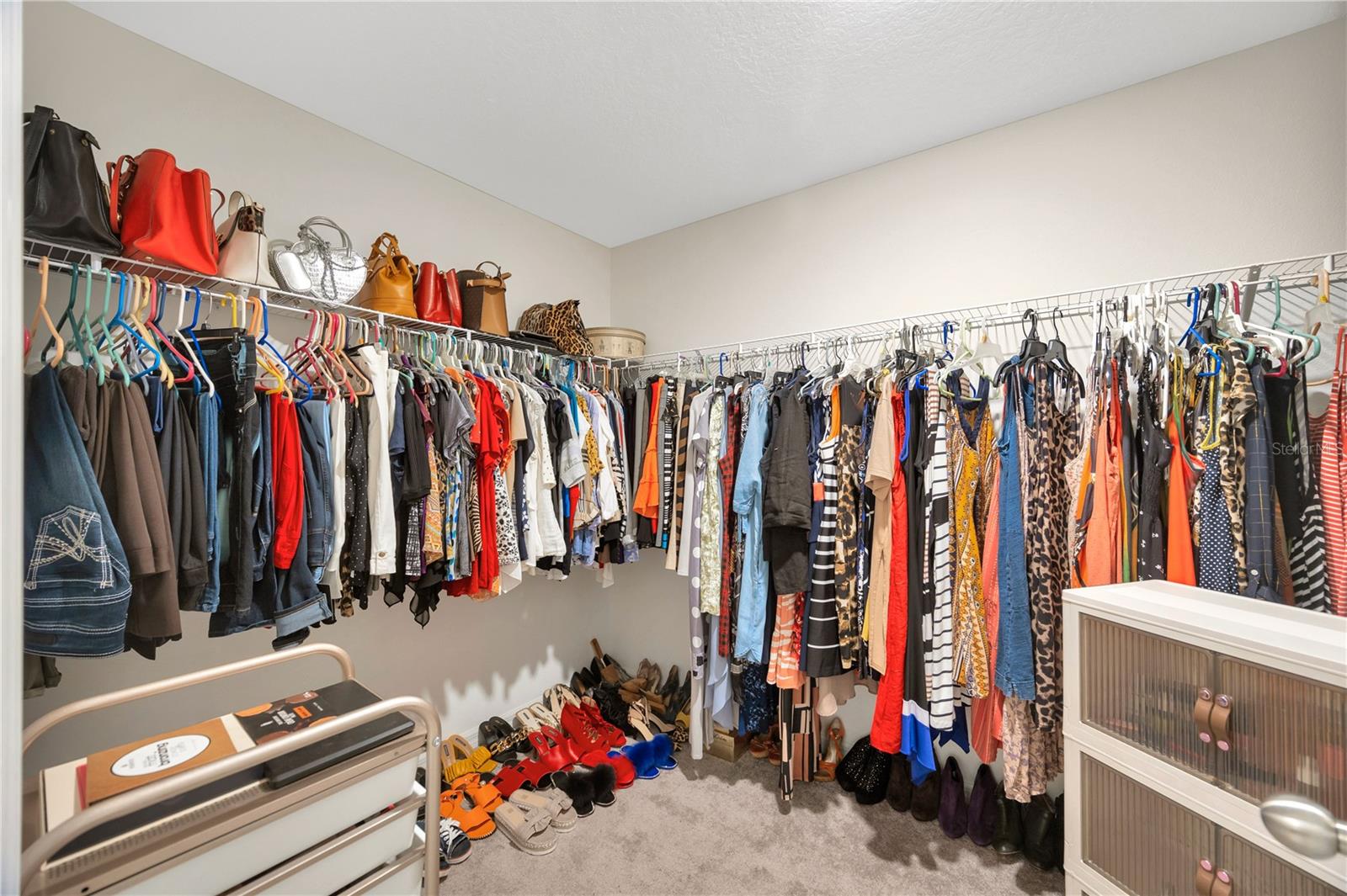 9433 CHANNING HILL DR, SUN CITY CENTER, FL, 33573