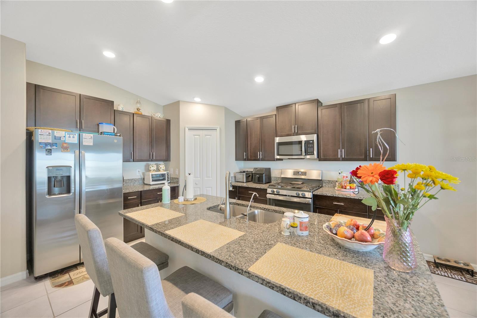 9433 CHANNING HILL DR, SUN CITY CENTER, FL, 33573