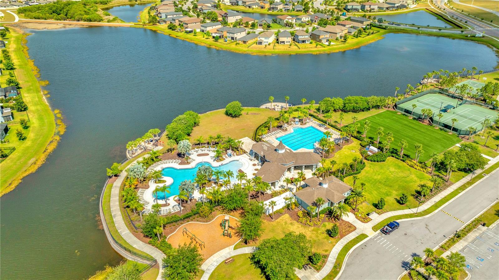 9433 CHANNING HILL DR, SUN CITY CENTER, FL, 33573