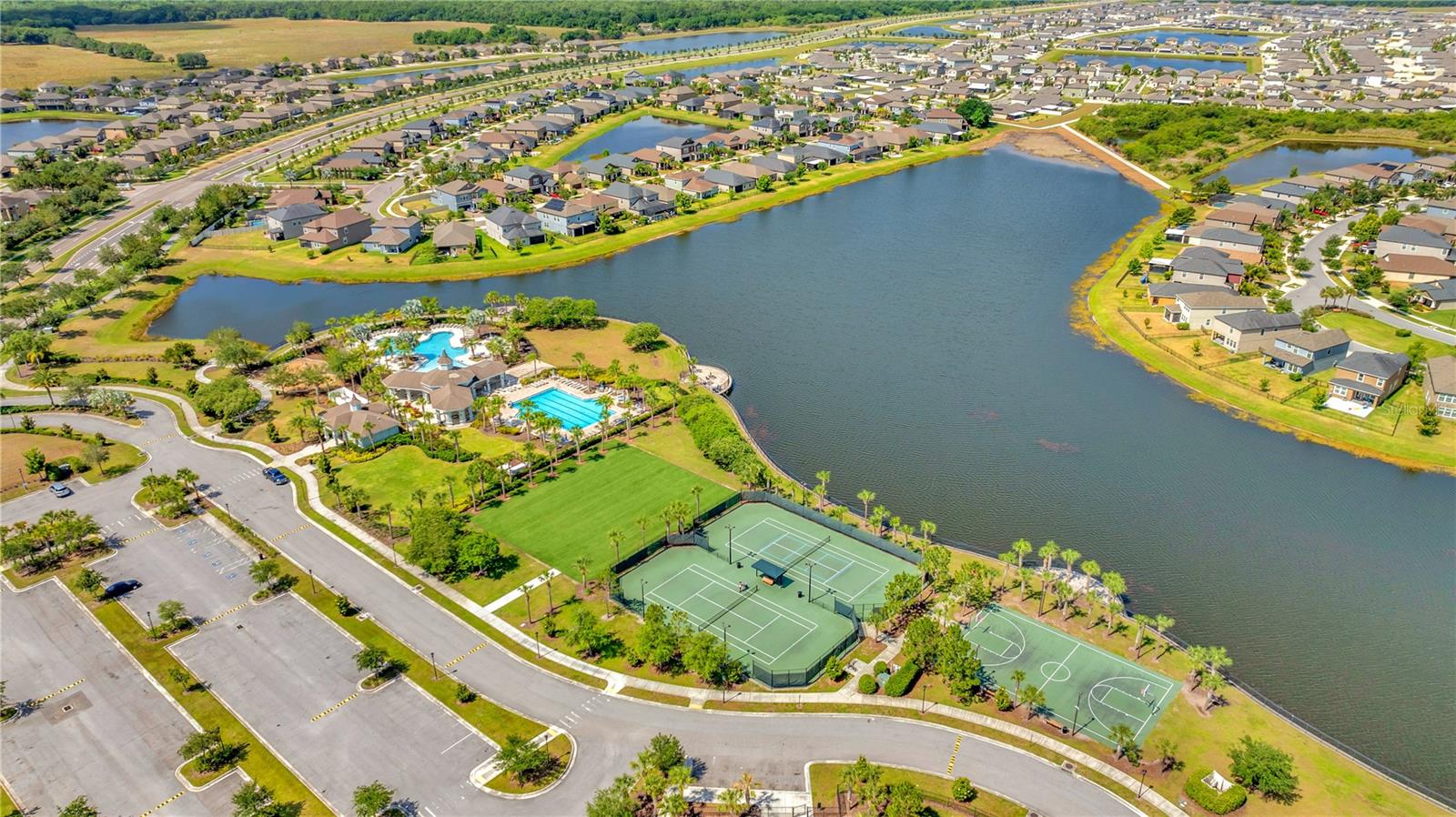 9433 CHANNING HILL DR, SUN CITY CENTER, FL, 33573