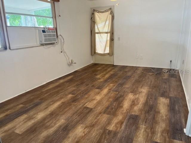 O6244432 Property Photo