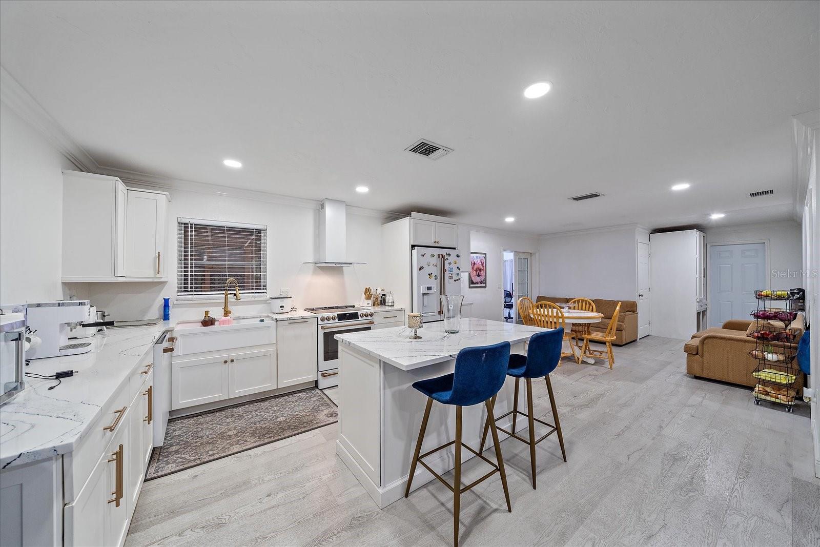 3607 22ND AVE W, BRADENTON, FL, 34205