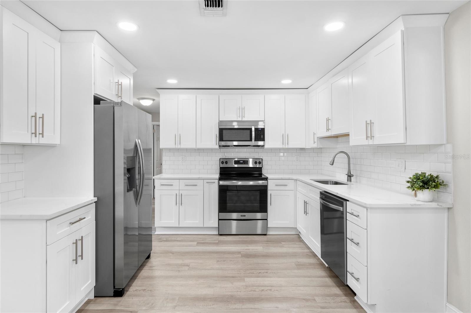 1464 S EVERGREEN AVE, CLEARWATER, FL, 33756