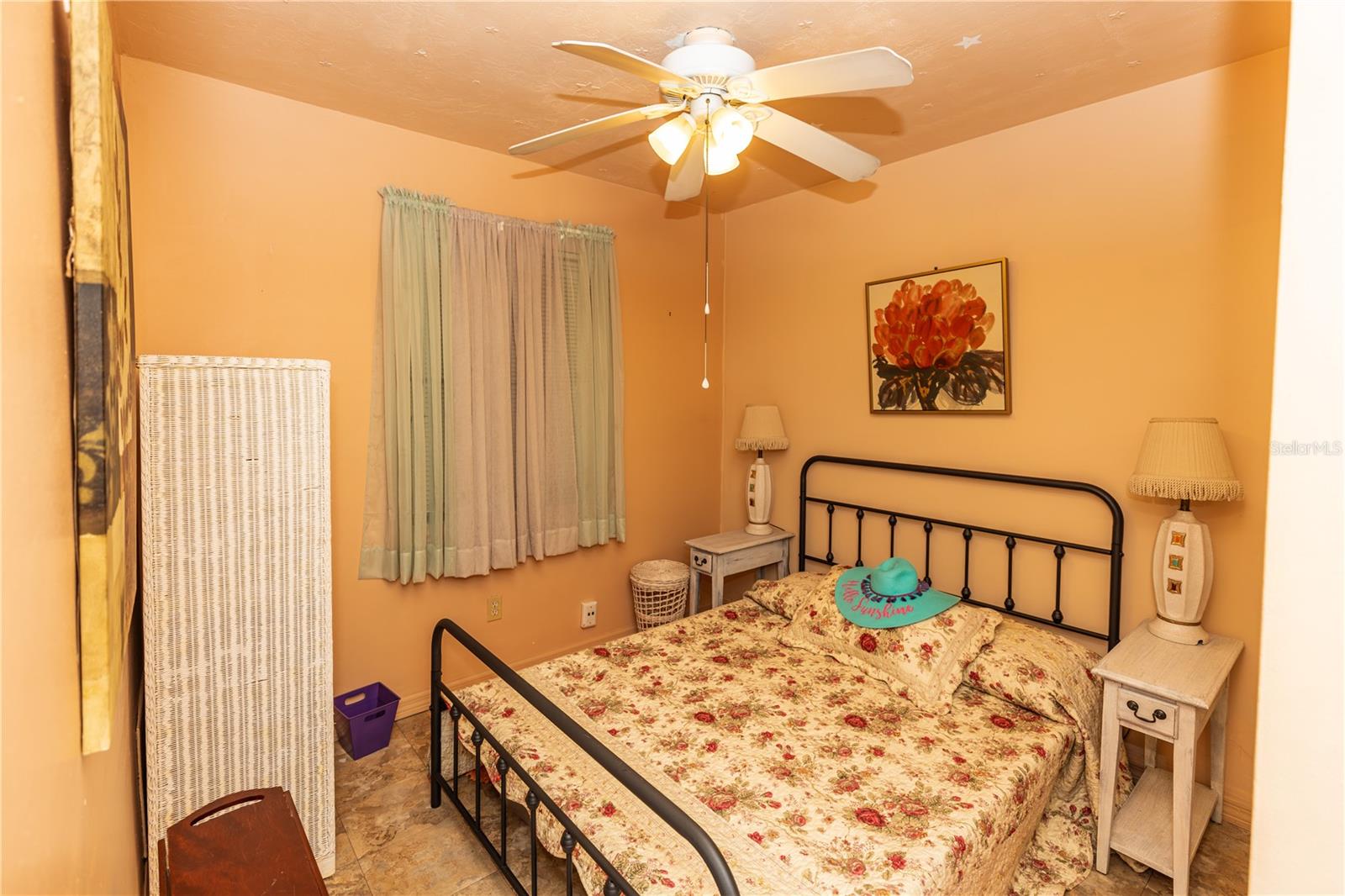 966 SHORECREST AVE, DELTONA, FL, 32725