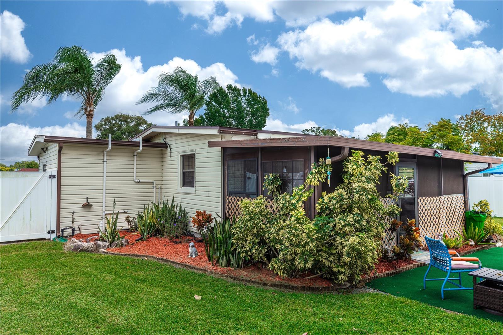 966 SHORECREST AVE, DELTONA, FL, 32725