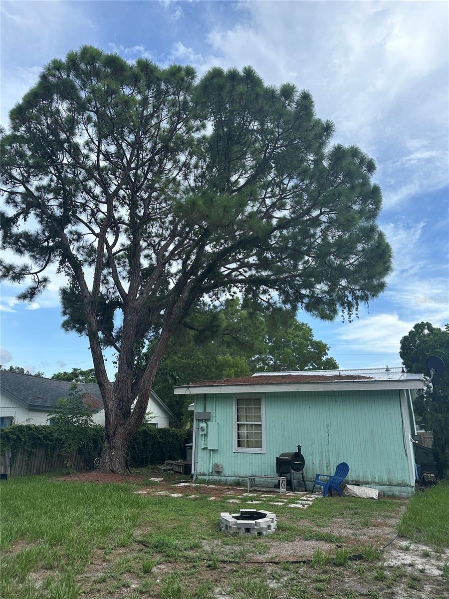 2065 8TH ST, SARASOTA, FL, 34237